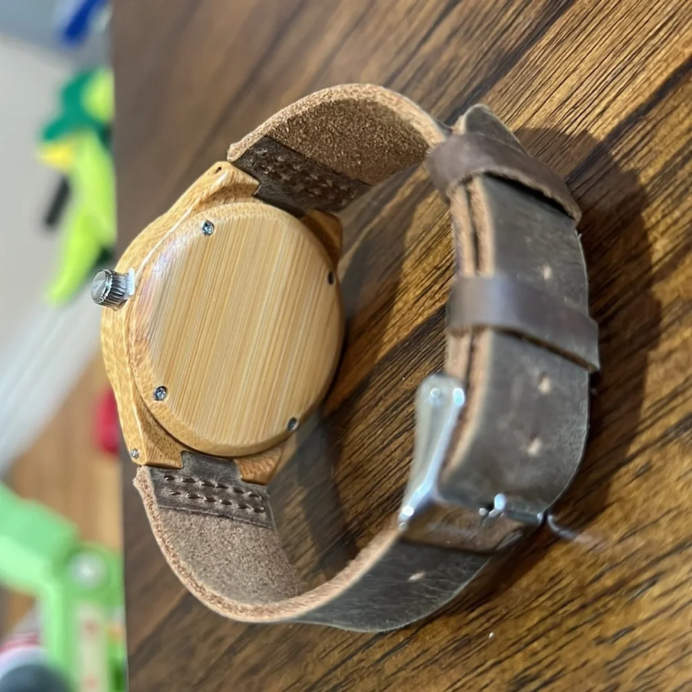 New - Women’s Wooden Watch by Treehut - Picture 3 of 4